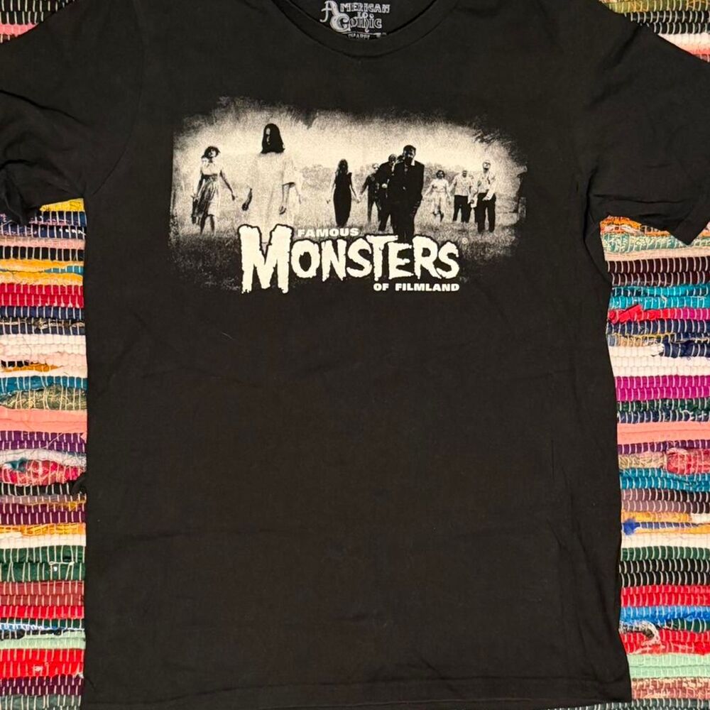 Unbranded Men's Black and Grey T-shirt